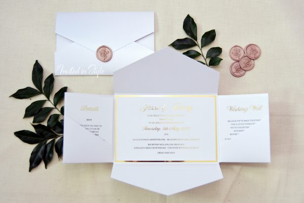 All-in-one invitation with Foil - Image 5
