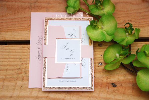 Blush and glitter - Image 3