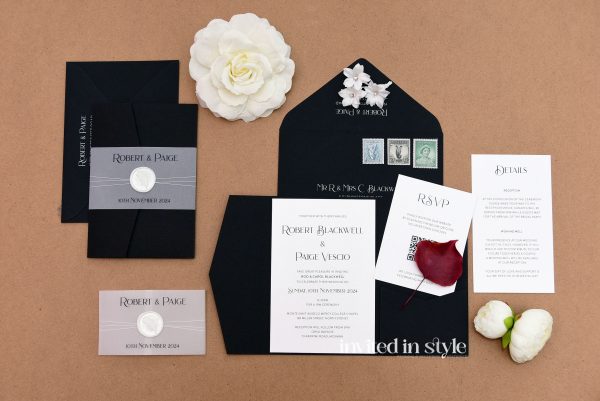 Monochrome Pocketfold with Wax Seal - Image 3