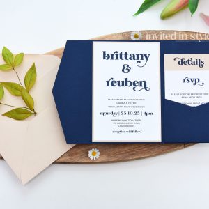 Navy & nude Pocketfold