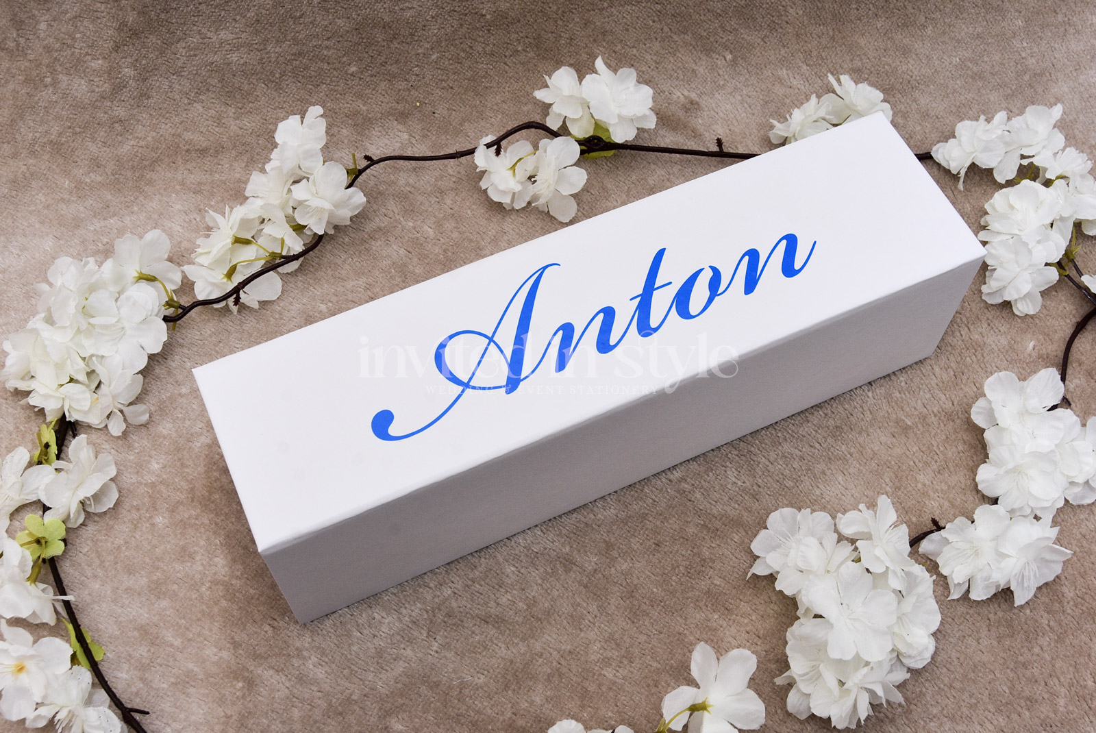 Single, magnetic lid keepsake box - Image 2