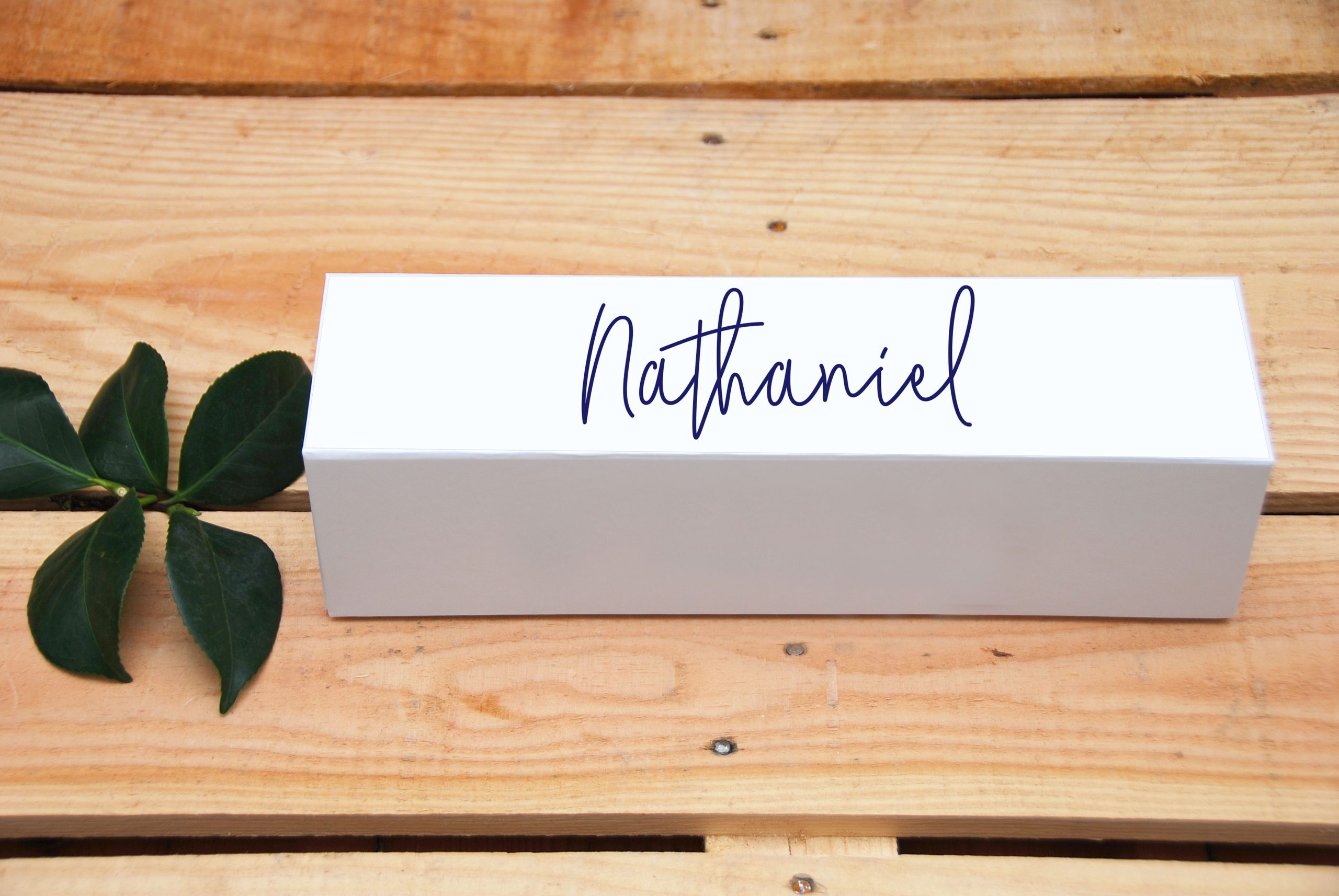 Single, magnetic lid keepsake box - Image 8